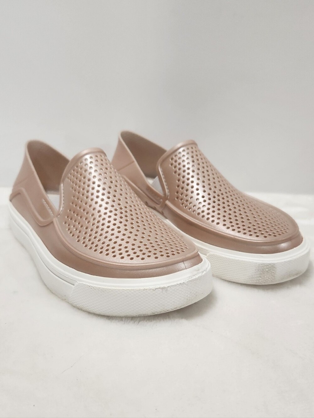 Crocs Citilane Roka Pink Rose Metallic Iconoic Comfort Slip On Shoes Girls Jr 3